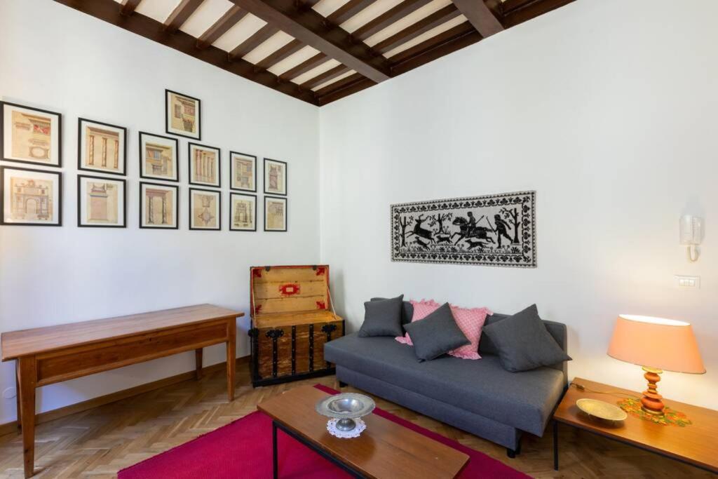 Il Vecchio Baule - Santa Maria Novella Apartment Florence Luaran gambar