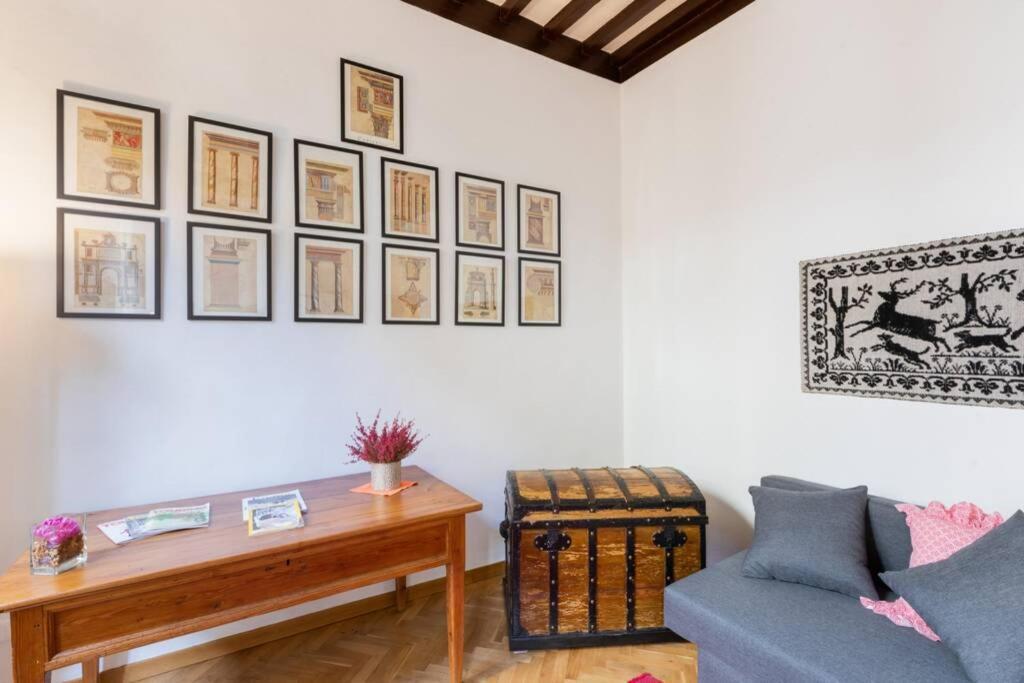 Il Vecchio Baule - Santa Maria Novella Apartment Florence Luaran gambar